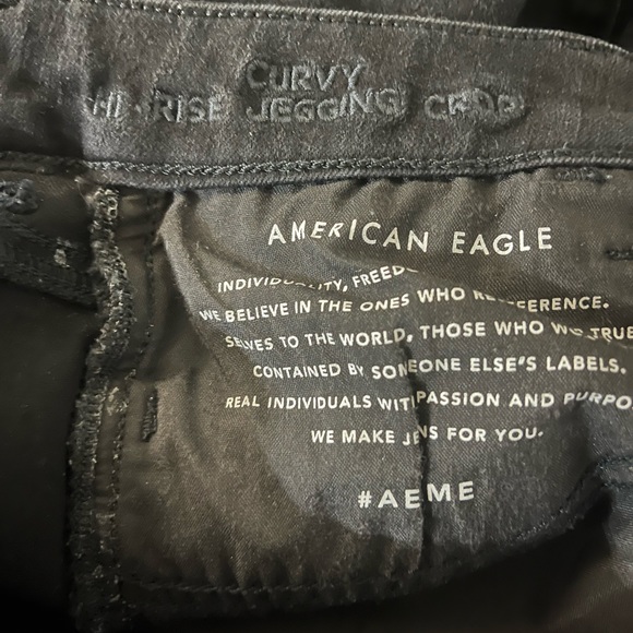 American Eagle black curvy hi rise jegging crop - Picture 5 of 7